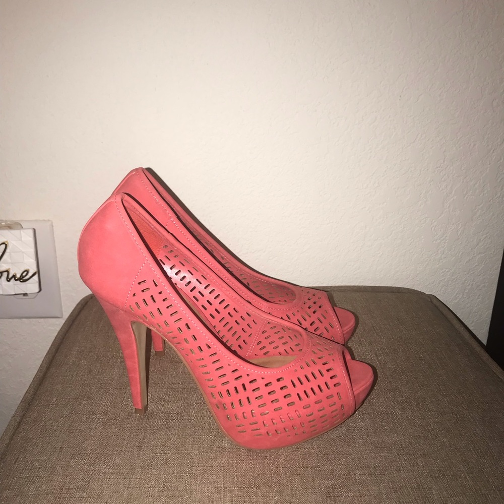 Apt 9 coral pumps